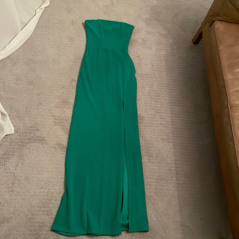 Club London. Size 0. Kelley green